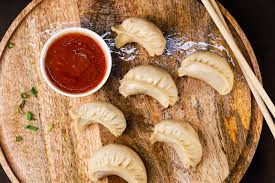 HONEY CRISPY SIZZLER MOMO 8 PCS